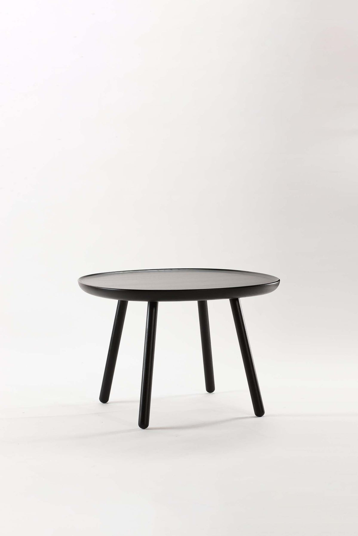 Naïve Side Table front view